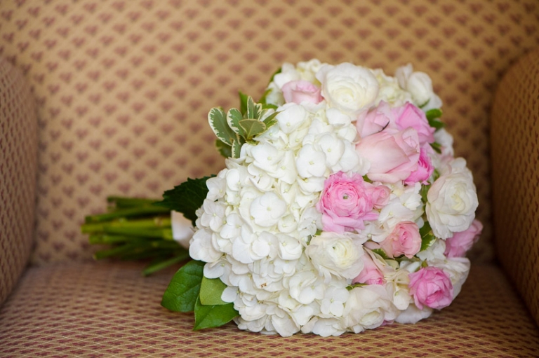 Unico Decor bridal bouquet
