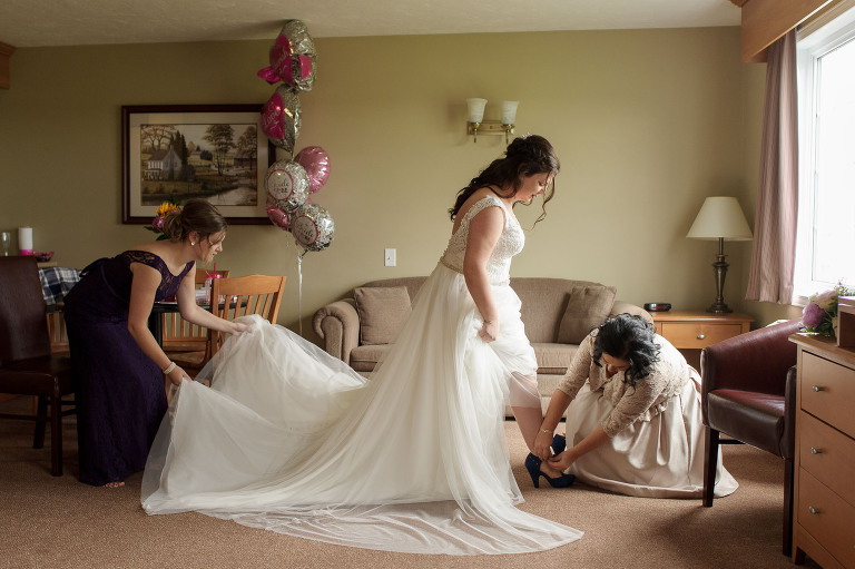 Bride getting ready - Bouctouche Inn hotel
